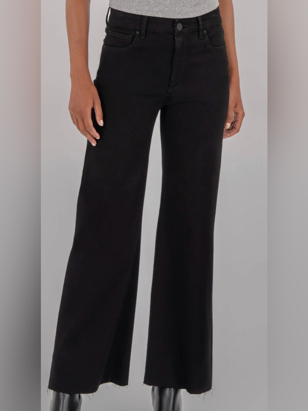 Kut from the Kloth Black Flare & Frayed Hem Jeans so 14